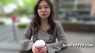 Korean slut loves fucking Japanese fellows